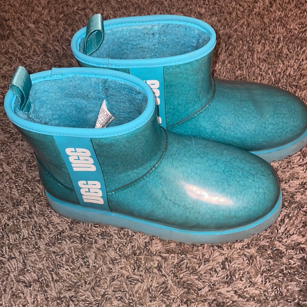 Honestly obsessed with them don’t know why I’m selling lol